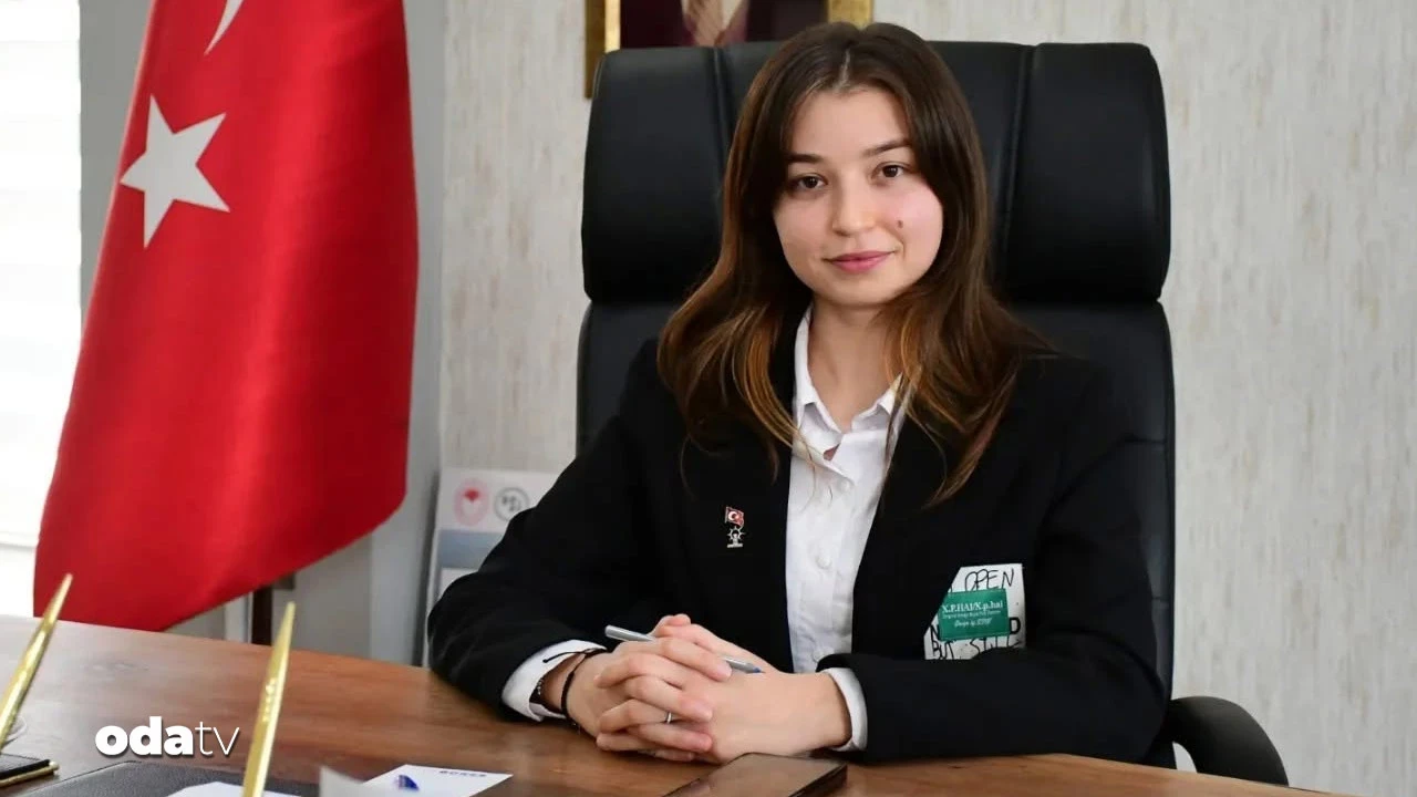 'Kemalistler pezevenktir' diyen AKP'li kadın üyeye adli kontrol