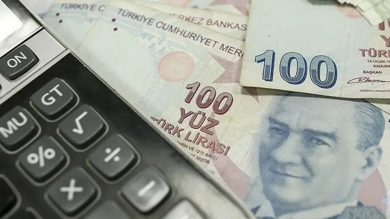 Emekli maaşında beklenen hafta geldi: Zamlı ödemeler başlıyor, gözler tahsis numarasında