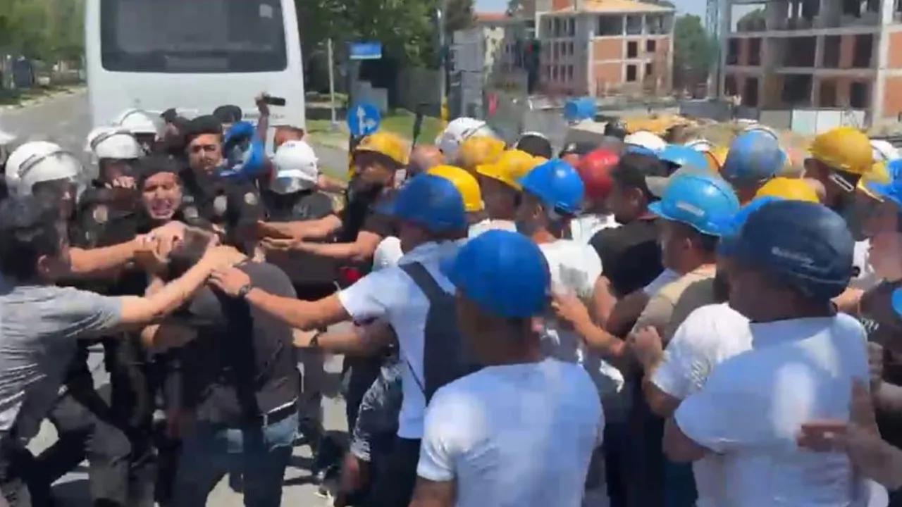 3 aydır maaş yok! Edirne'deki eylem büyüdü, işler patronun kapısına yürüdü
