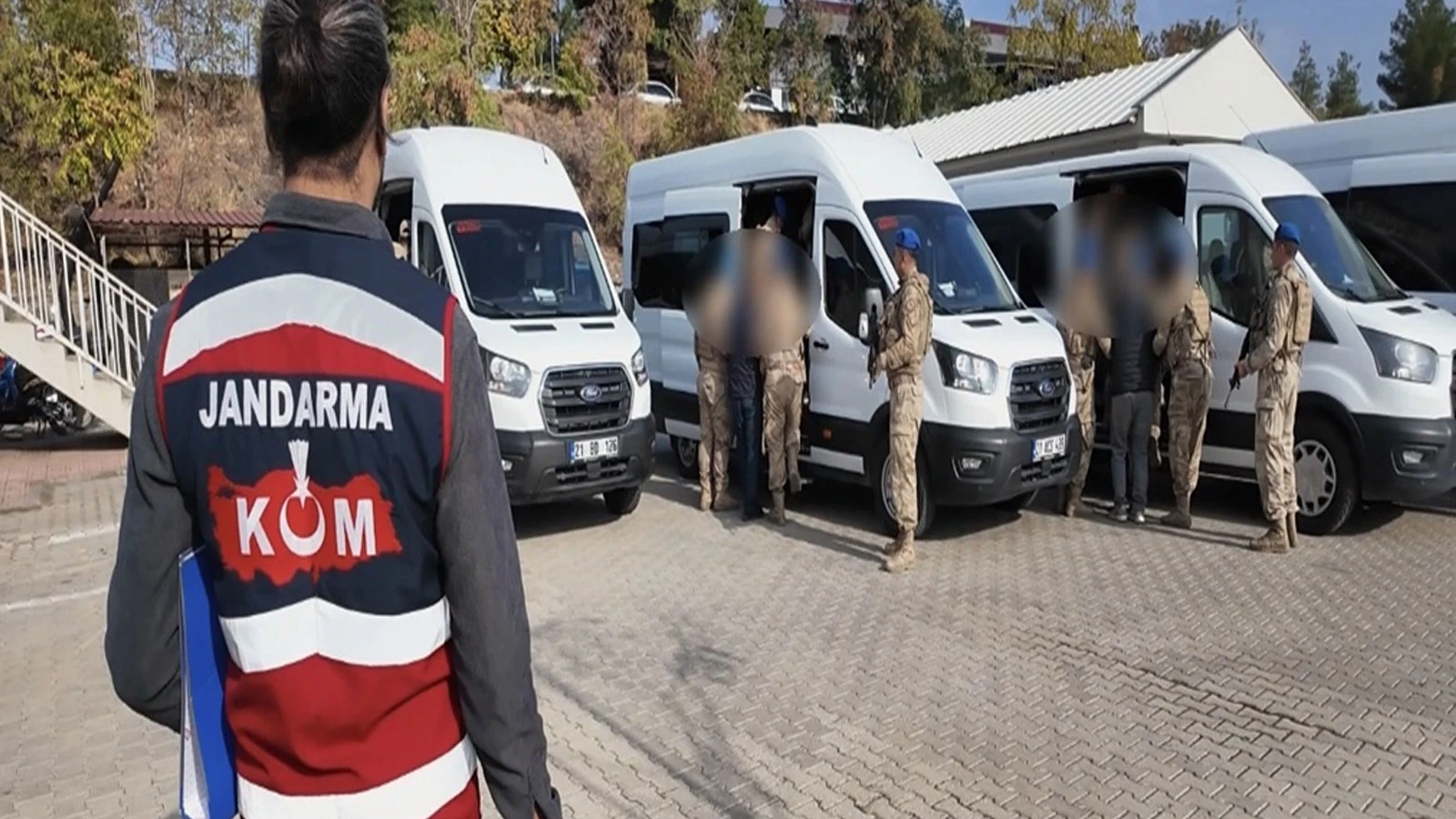 Uyuşturucu gelirlerini aklayan şebekeye operasyon: 15 milyar TL'lik mal varlığına el konuldu