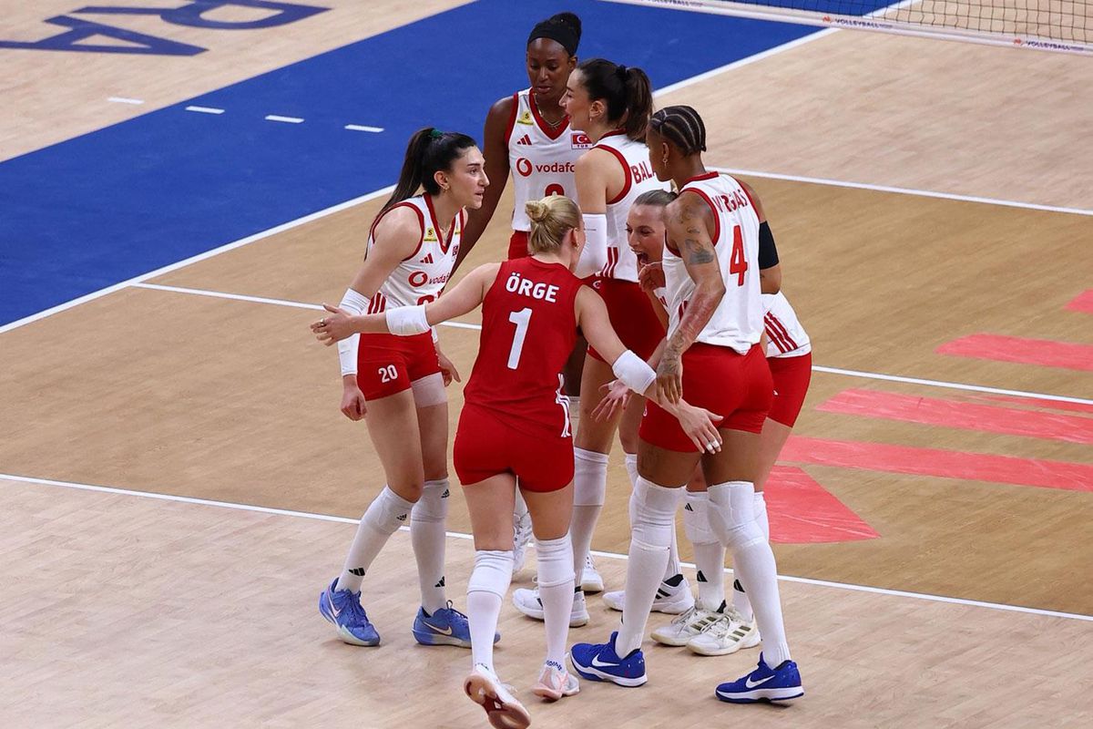 4'te 4! Filenin Sultanları, Çin'i de devirdi