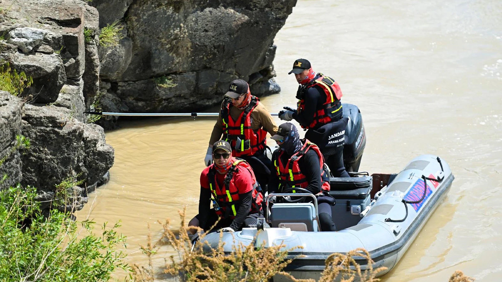 Daha 16 yaşında... Hayvan otlatırken düştüğü nehirden cansız bedeni çıkarıldı