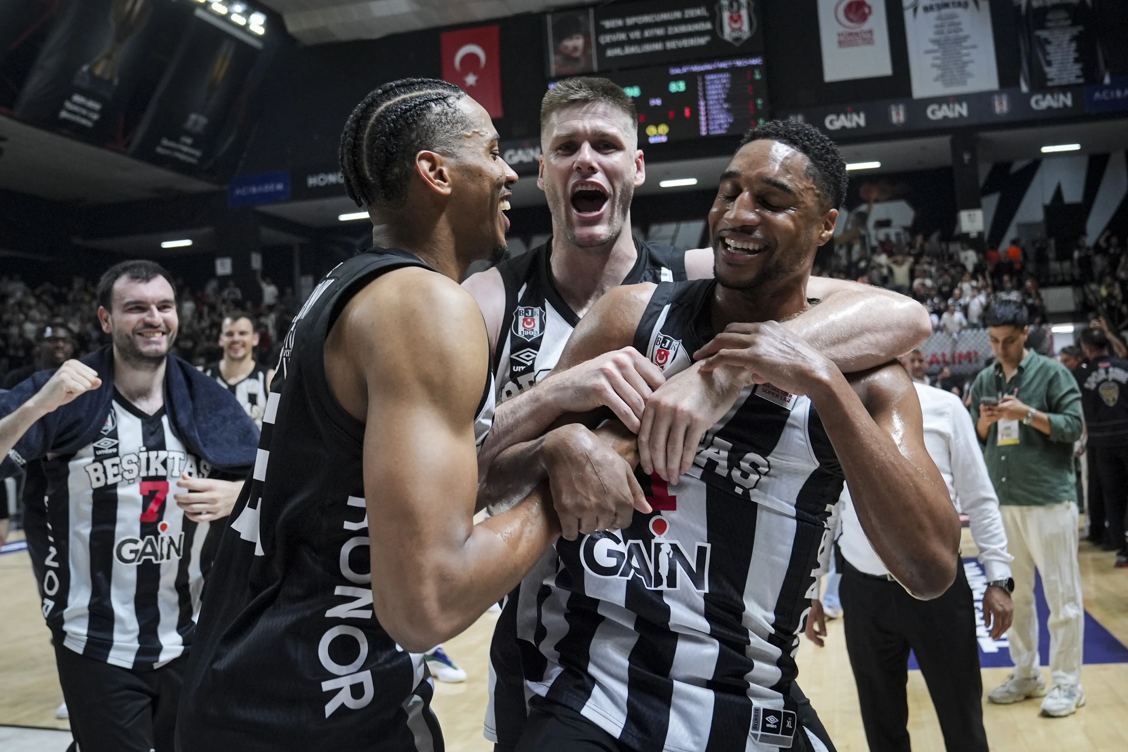 Beşiktaş, EuroLeague yolunda: Karar bugün açıklanacak