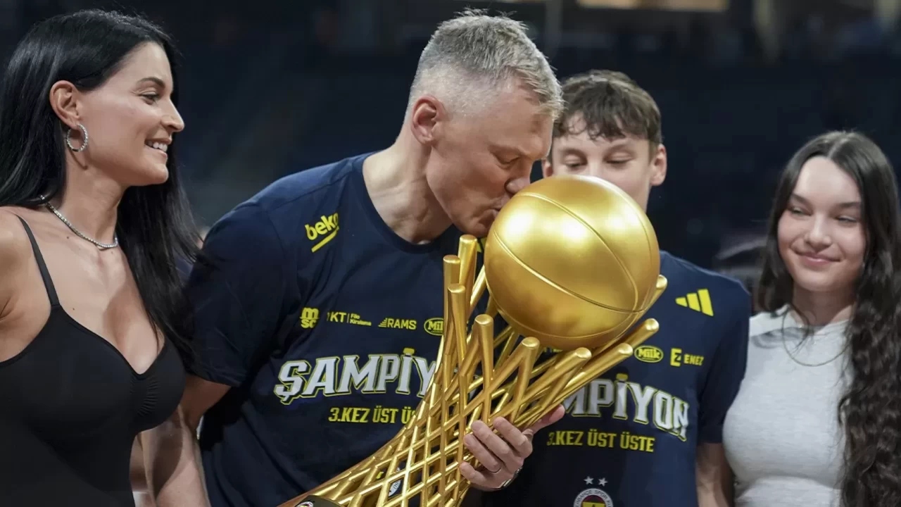 Sarunas Jasikevicius'tan final yorumu: Türk basketbolu için örnek bir final oldu