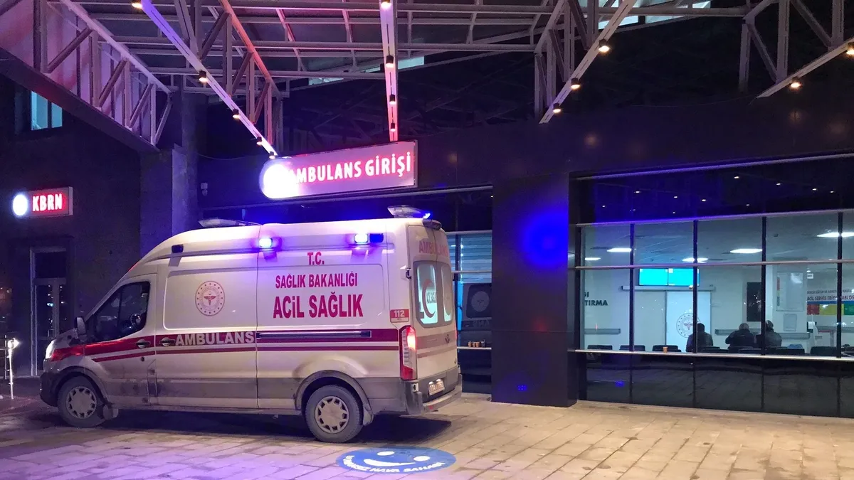 Bilecik’te şüpheli ölüm! Babasının ihbarı acı gerçeği ortaya çıkardı: Genç adamın cesedi ofisinde bulundu!