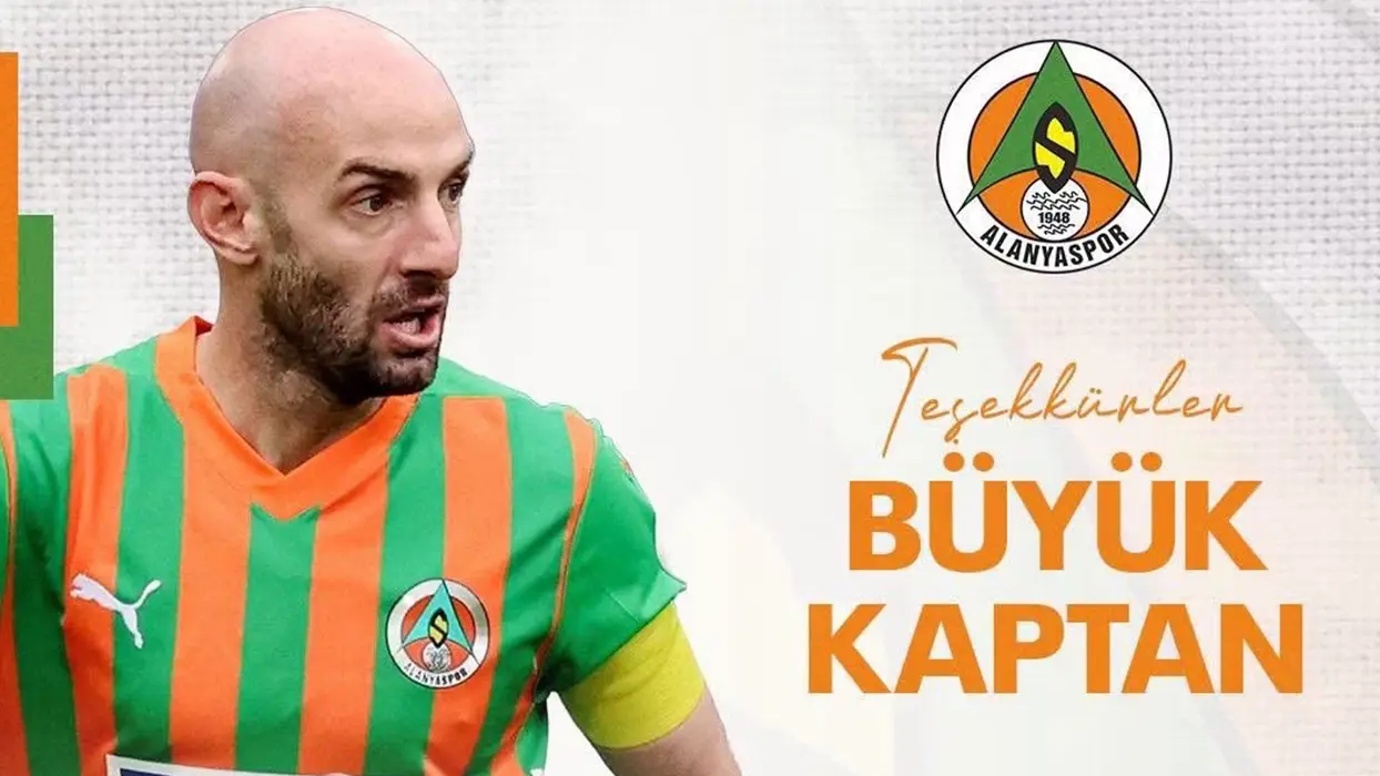 Alanyaspor'da Efecan Karaca dönemi sona erdi