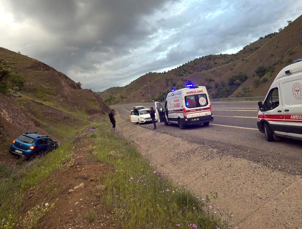 Diyarbakır'da feci kaza: 1 ölü, 3 yaralı