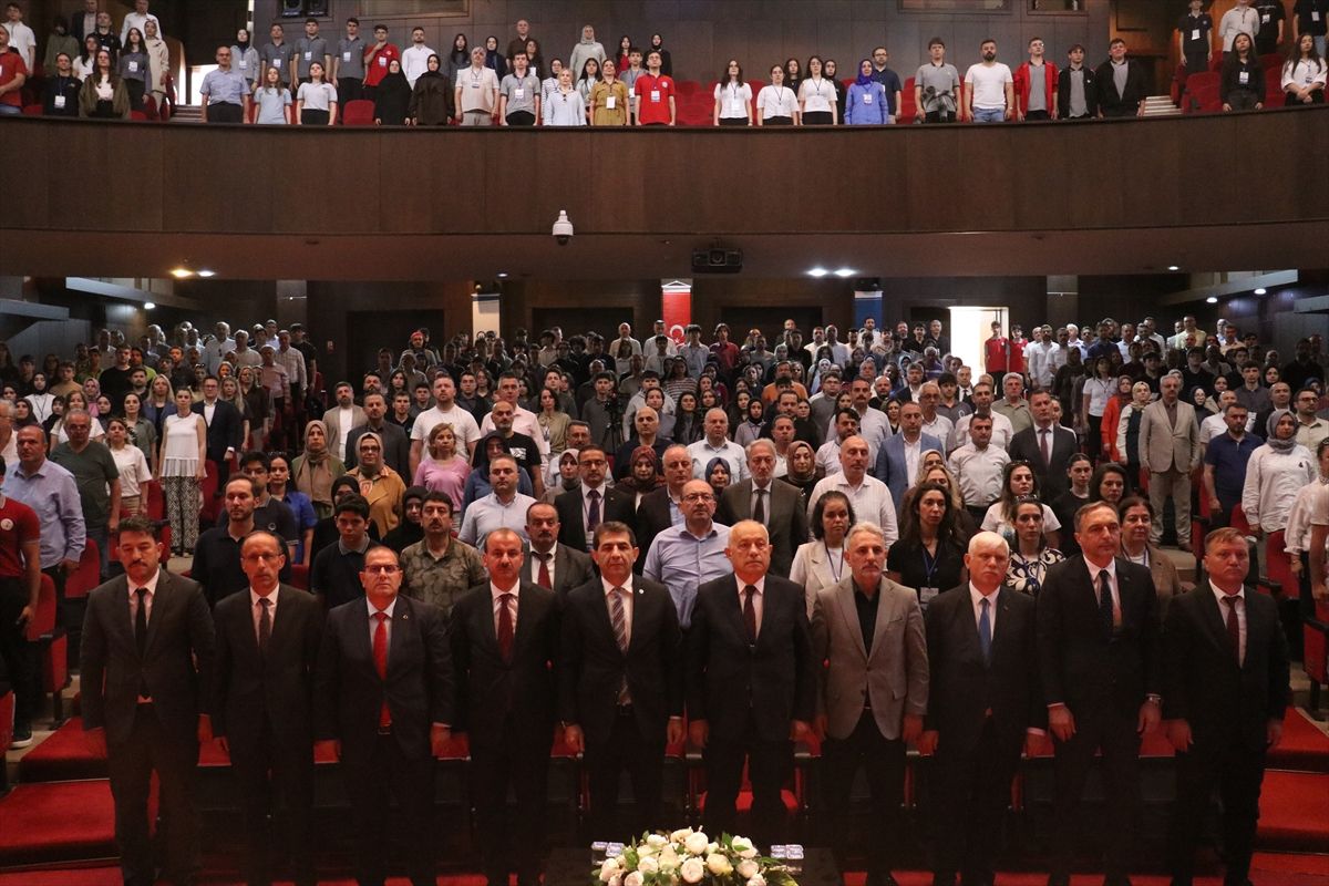 Trabzon'da "Araştırmacı Gençler Kongresi" yapıldı