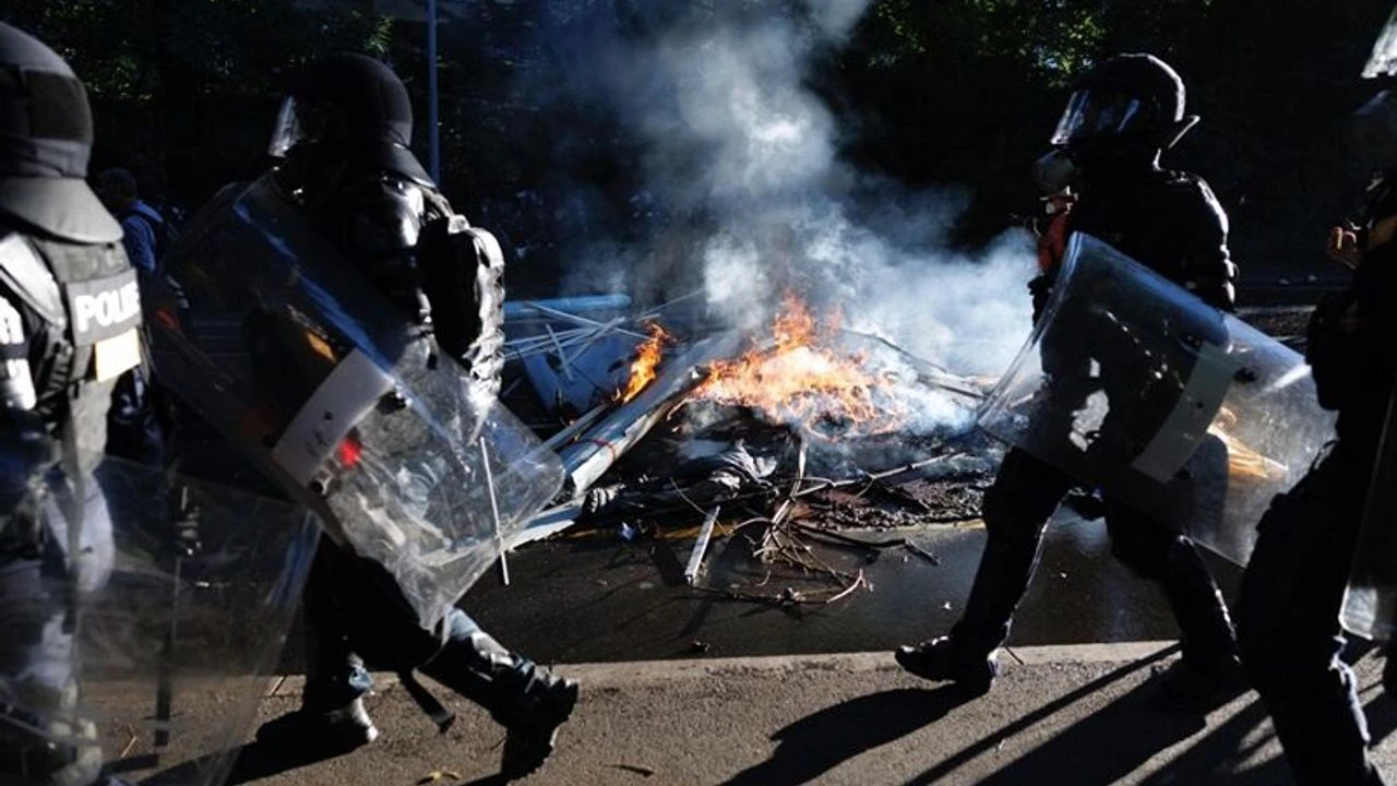 G7 protestolar gölgesinde toplanıyor: Batı cephesindeki çatlak derinleşiyor
