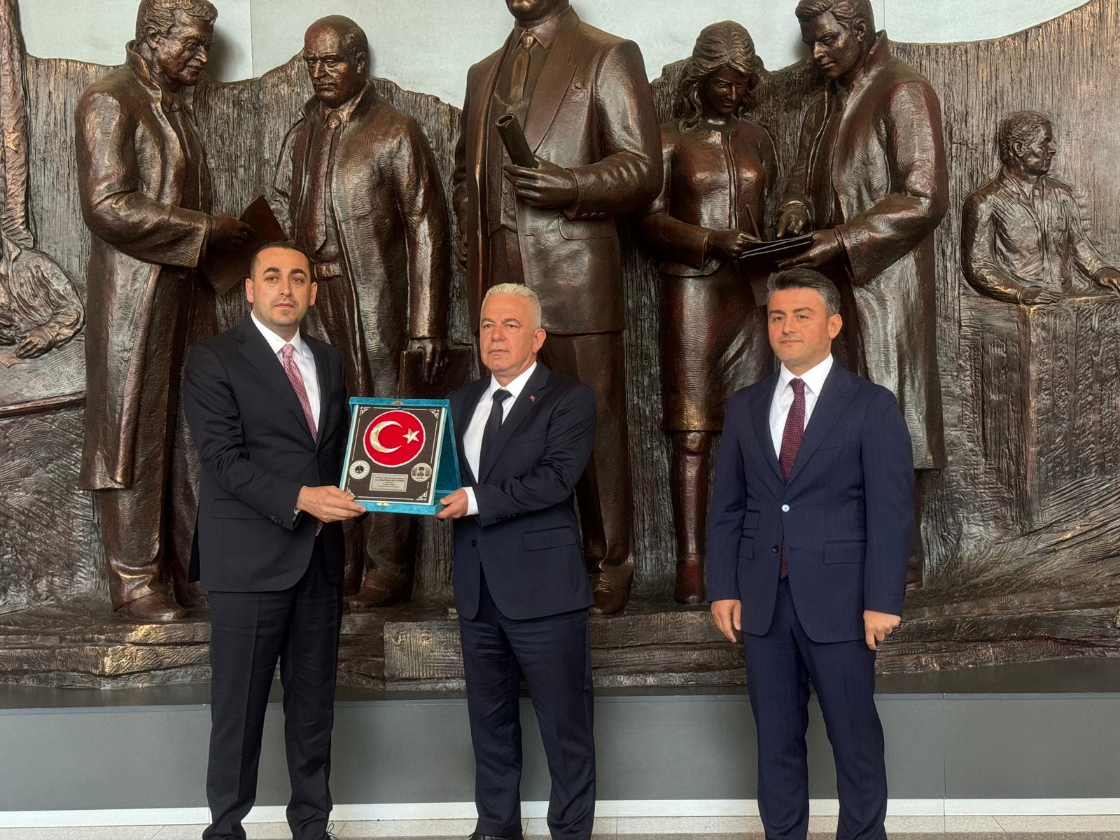 Ankara Cumhuriyet Başsavcılığı'na atanan Aykut Çelik için İstanbul Adliyesi'nde tören