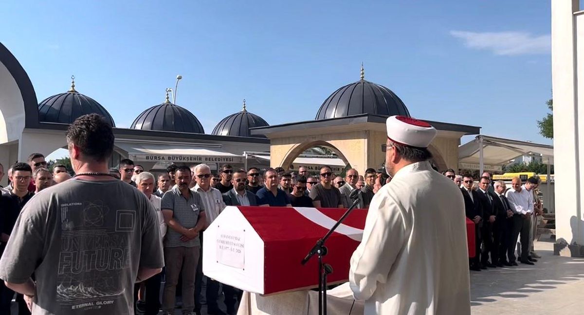 Savcı Ayhan Uyumaz son yolculuğuna uğurlandı