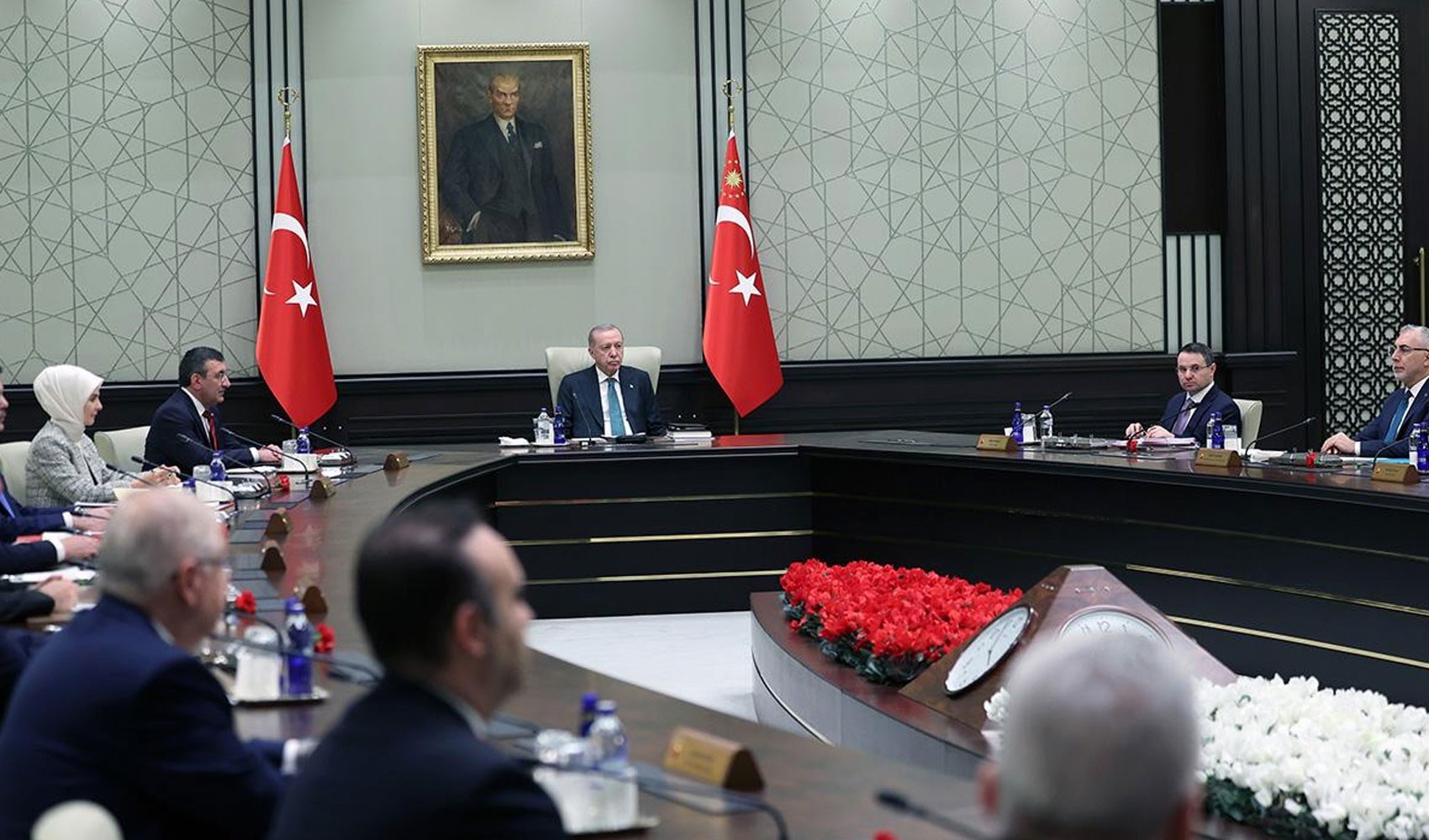 Kabine bugün toplanıyor: Gündemde İran, NATO ve ekonomi var