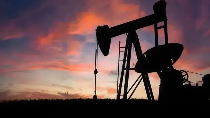 Orta Doğu'da gerilim azaldı: Brent petrol, yüzde 5'ten fazla düştü