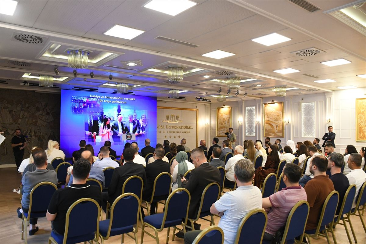Arnavutluk'ta "Kan bağışla, umut ol" etkinliği