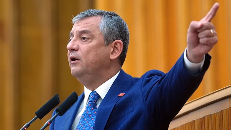 Son dakika... Özgür Özel: Vakti gelmiş bir vedanın hüznünü yaşıyorum