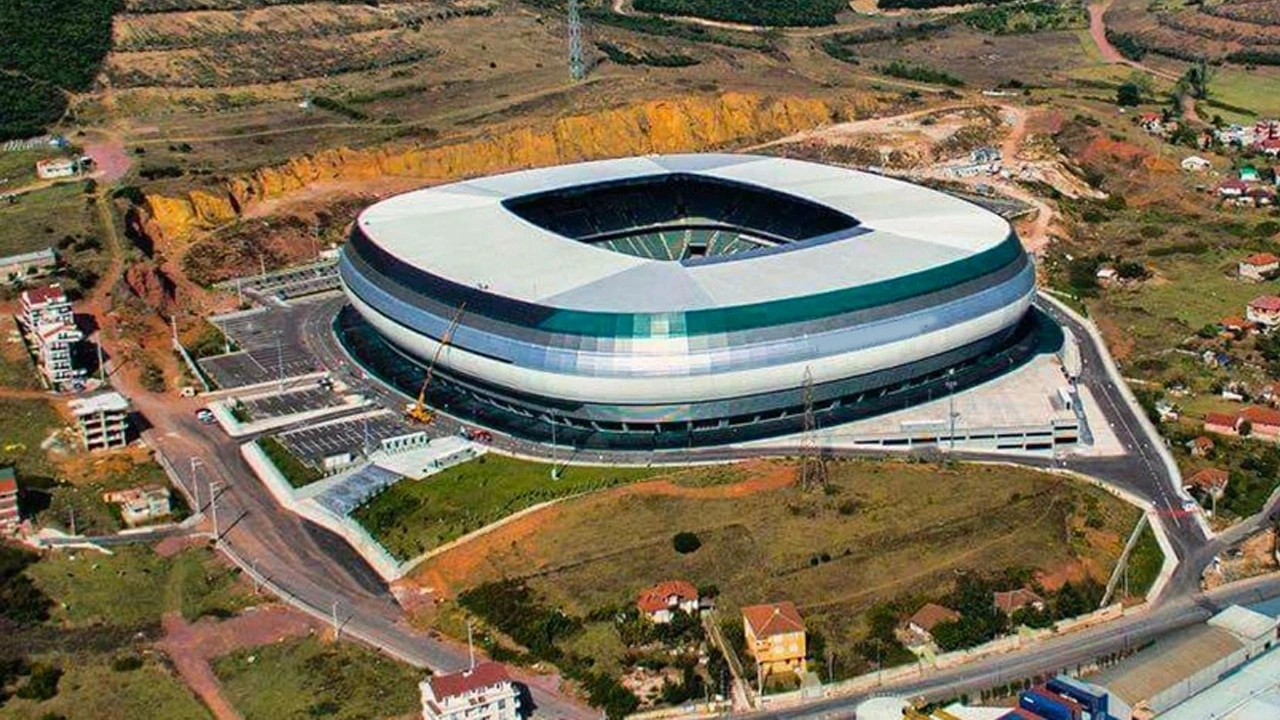 Süper Lig ekibinin stadı ihaleye çıkıyor: Yeni sezona 1 ay kala çalışmalar başlayacaklar