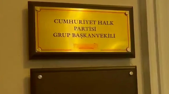 Ali Mahir Başarır'ın TBMM'deki Grup Başkanvekili odasından ismi kaldırıldı: 4 gün önceki 'gücün yetmez' resti akla geldi