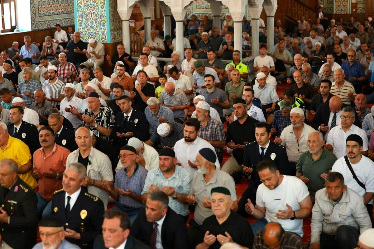 15 Temmuz şehitleri Düzce'de dualarla anıldı