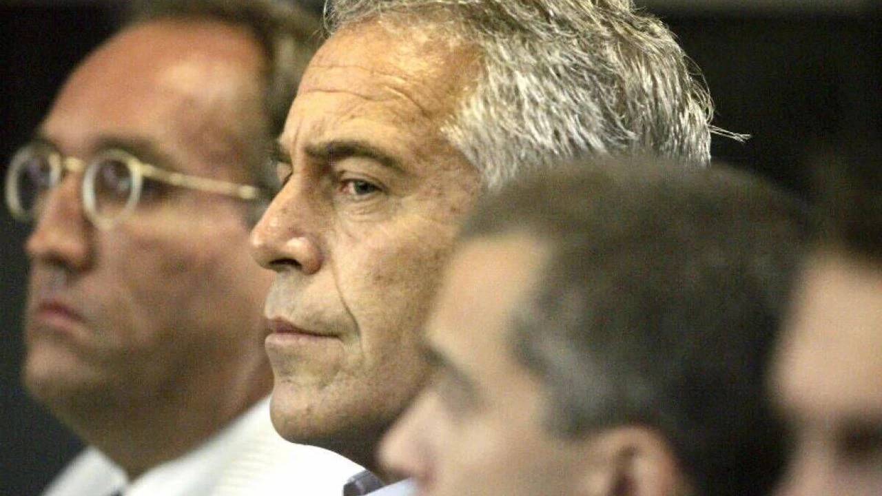 Epstein dosyası örtbas ediliyor: ABD Adalet Bakanlığı belgeleri vermeyi reddetti