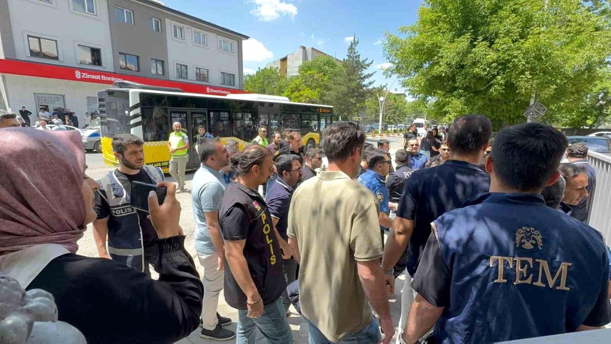 Leyla Aydemir davasında karar: Amcaya müebbet, 6 sanığa beraat