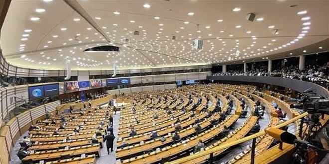 Anket: Avrupalıların yüzde 29'u gelecekte kendi yaşam standartlarının düşmesinden endişeli
