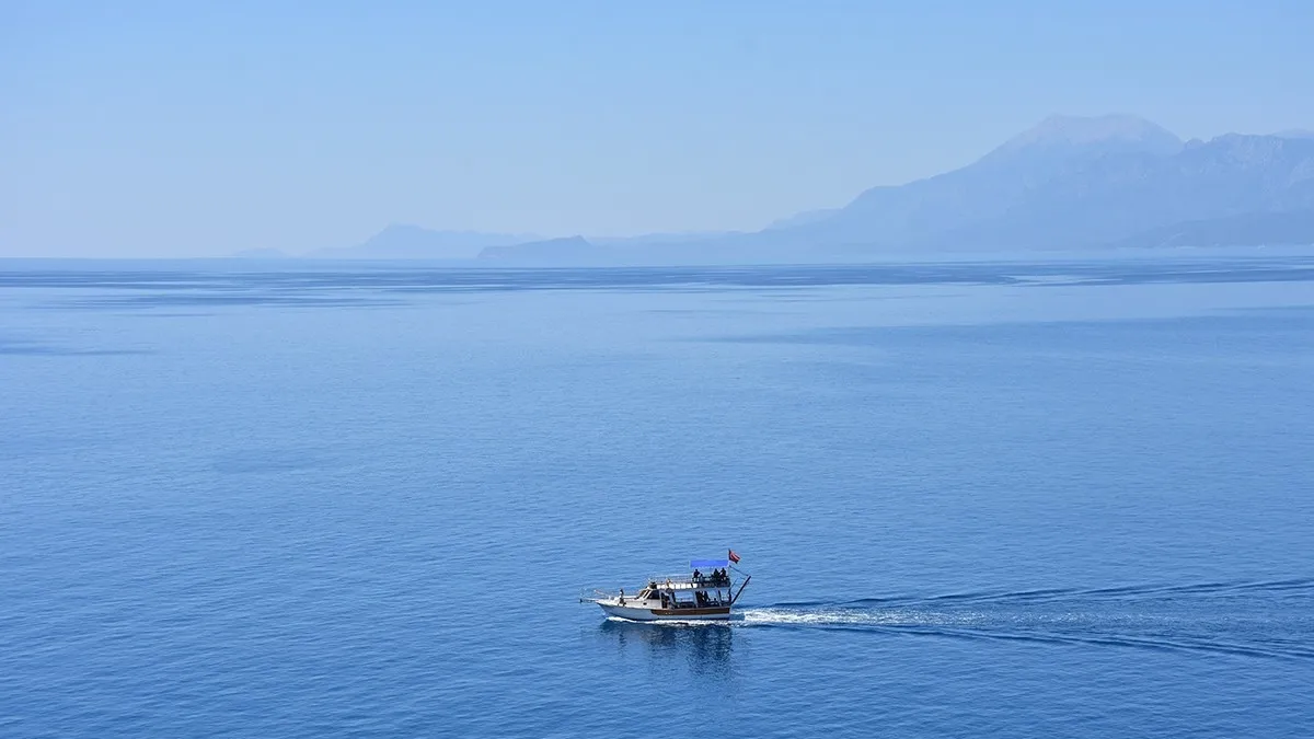 Karadeniz'de Türk balıkçı teknesine alçak saldırı! 1 kişi hayatını kaybetti