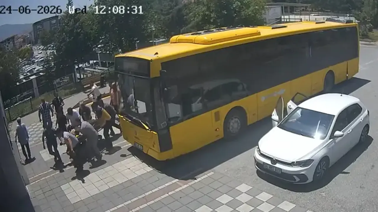 Kalbi duran yolcuyu, şoför hastaneye yetiştirdi: ''Gittiğimizde yolcumuzun kalbi durmuştu''