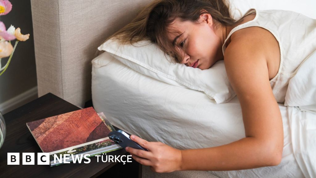 Gecenin bir yarısı neden sürekli uyanıyorum?