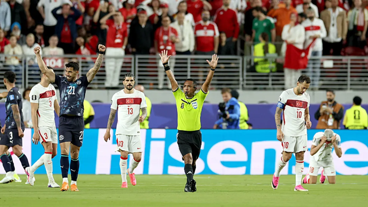 2'sini toplasan yarımız etmiyor! Avustralya ve Paraguay'ın durumları 'pes' dedirtti