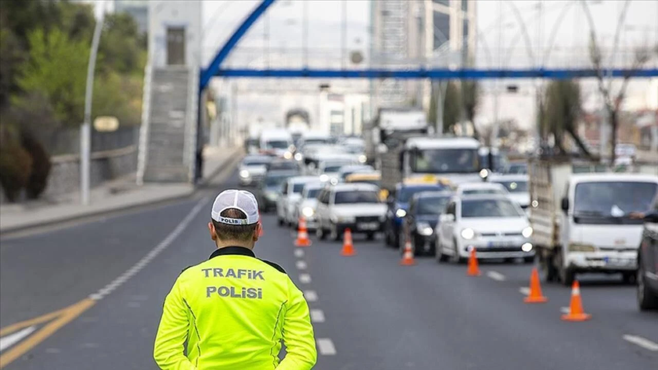 İstanbul'da bugün hangi yollar kapalı, ne zaman açılacak? 14 Haziran Pazar Yeşilay Bisiklet Turu kapalı yollar ve alternatif güzergahlar
