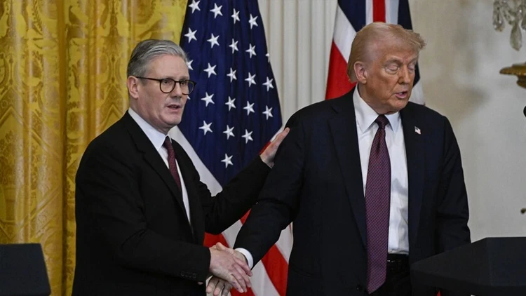 Trump, İngiltere Başbakanı Starmer'in istifa edeceğini söyledi