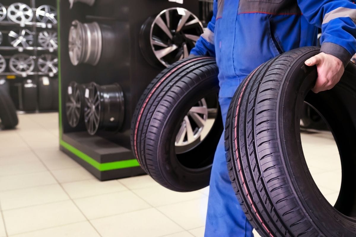 Rekabet Kurulu'ndan lastik devlerine rekor ceza! 3,6 milyar liralık karar