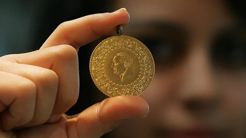 ALTIN NE KADAR: Altın yükseldi mi, düştü mü? 4 Haziran 2026 bugün çeyrek altın, gram altın ne kadar oldu?