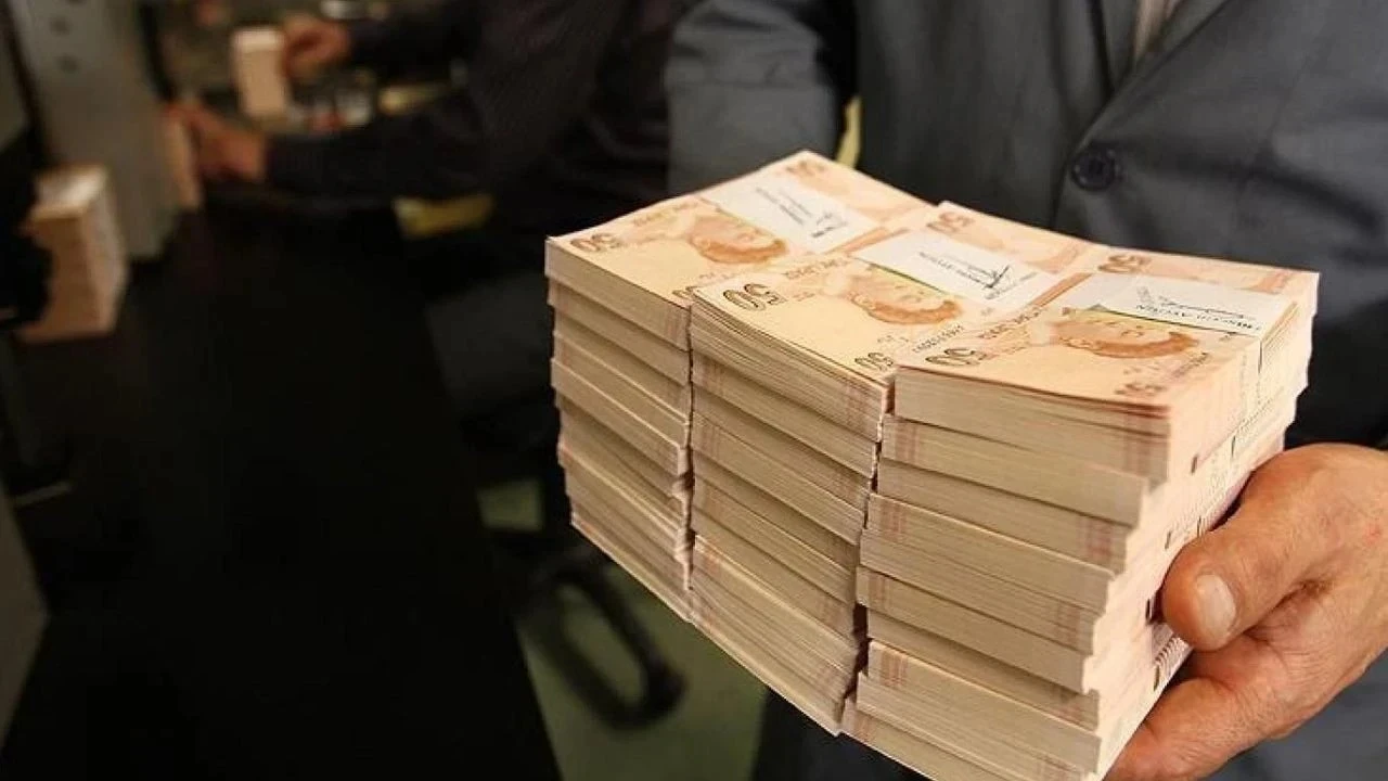 BES ve OKS'de fon büyüklüğü rekor kırdı: 2,4 trilyon lirayı geçti