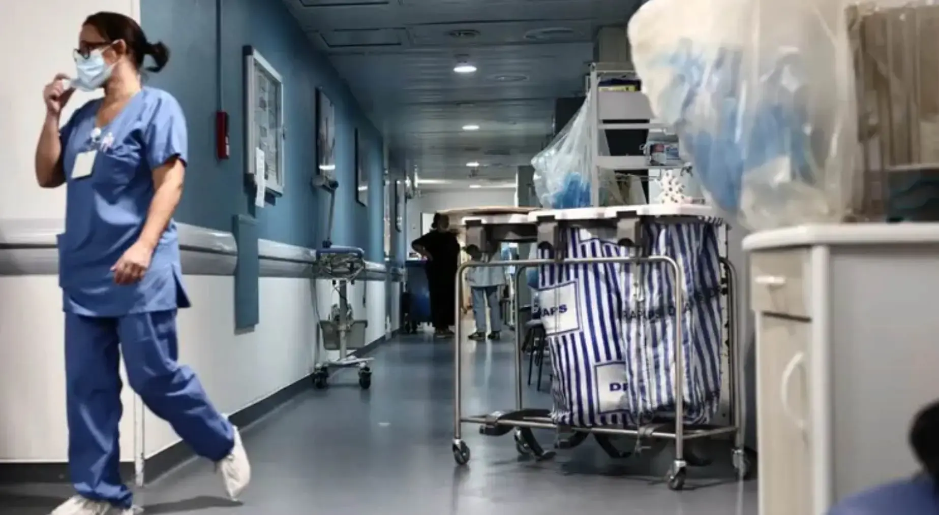 Klinikte inanılmaz hata! Ayak bileği ameliyatı yerine yirmilik dişleri çekildi