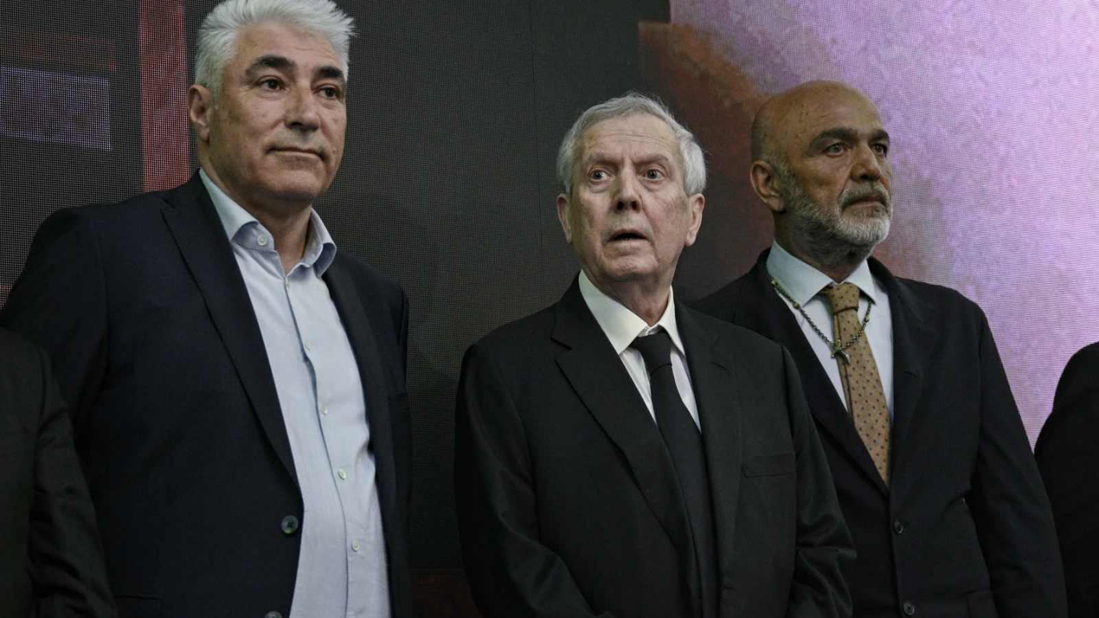 Aziz Yıldırım: Fenerbahçe'nin büyüklüğünü dosta düşmana yeniden hatırlatacağız