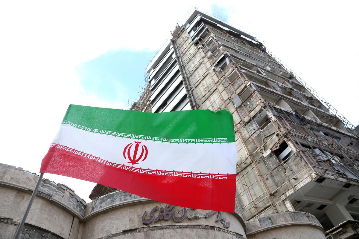 İsrail, İran'da Bir Petrokimya Tesisini Vurdu