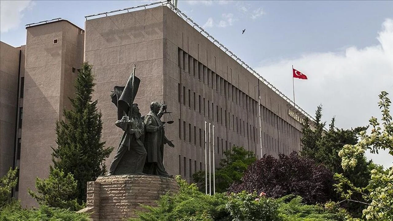 Savcıların şifresiyle UYAP'a girilip FETÖ dosyalarının kapatılmasına ilişkin davada karar çıktı