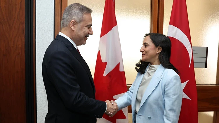 Bakan Fidan, Kanada Dışişleri Bakanı Anand ile bir araya geldi