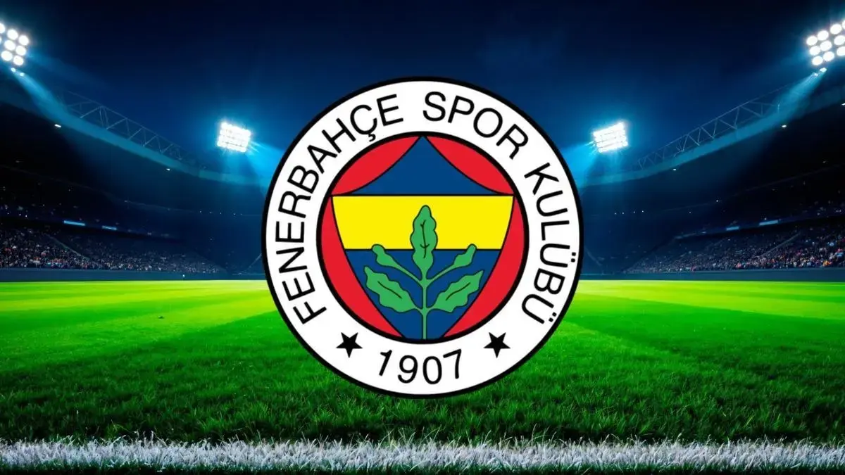 Fenerbahçe’de yeni transferler için imza töreni düzenlendi