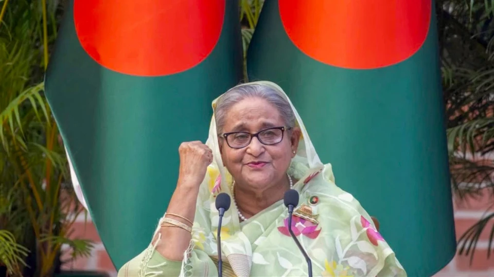 Bangladeş'in idam mahkumu eski Başbakanı Hasina'dan Gündem Yaratan Dönüş Çıkışı | GÜNDEM HABERLERİ