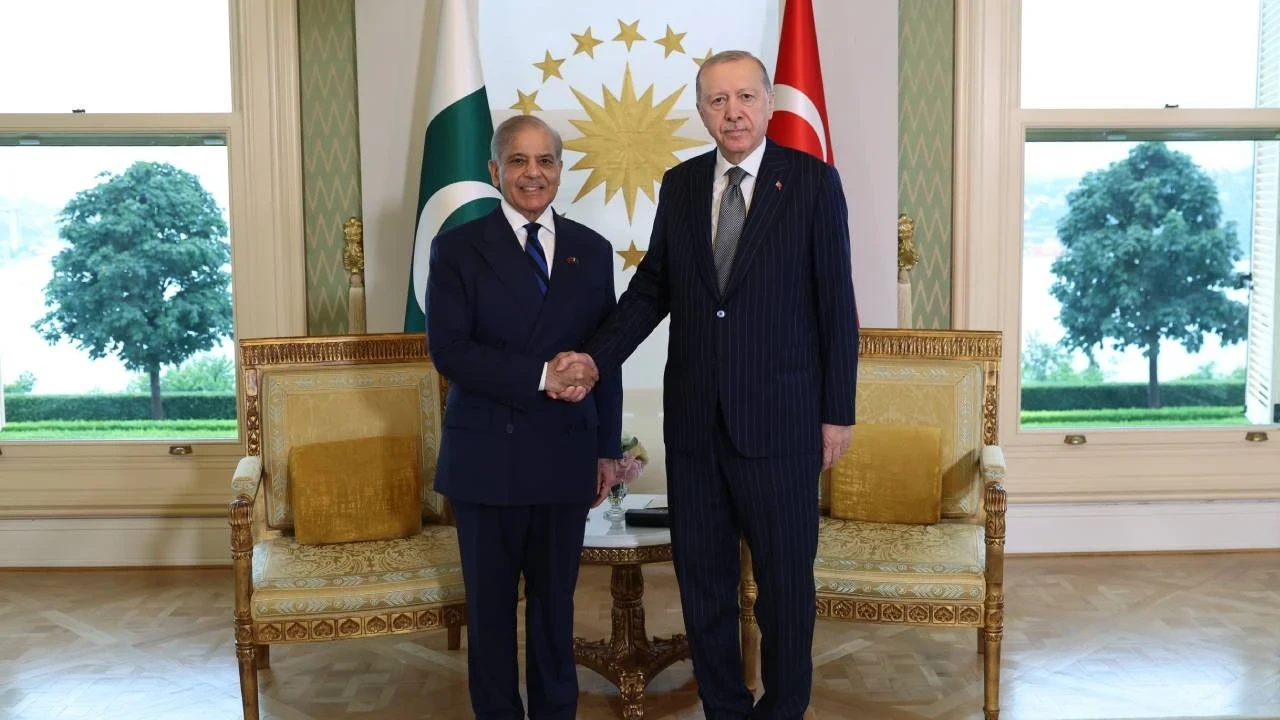 Cumhurbaşkanı Erdoğan, Pakistan Başbakanı Şerif ile bir araya geldi