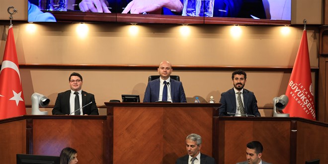 İBB Meclisinde yediemin otopark ücretlerine yüzde 42,86'ya varan zam