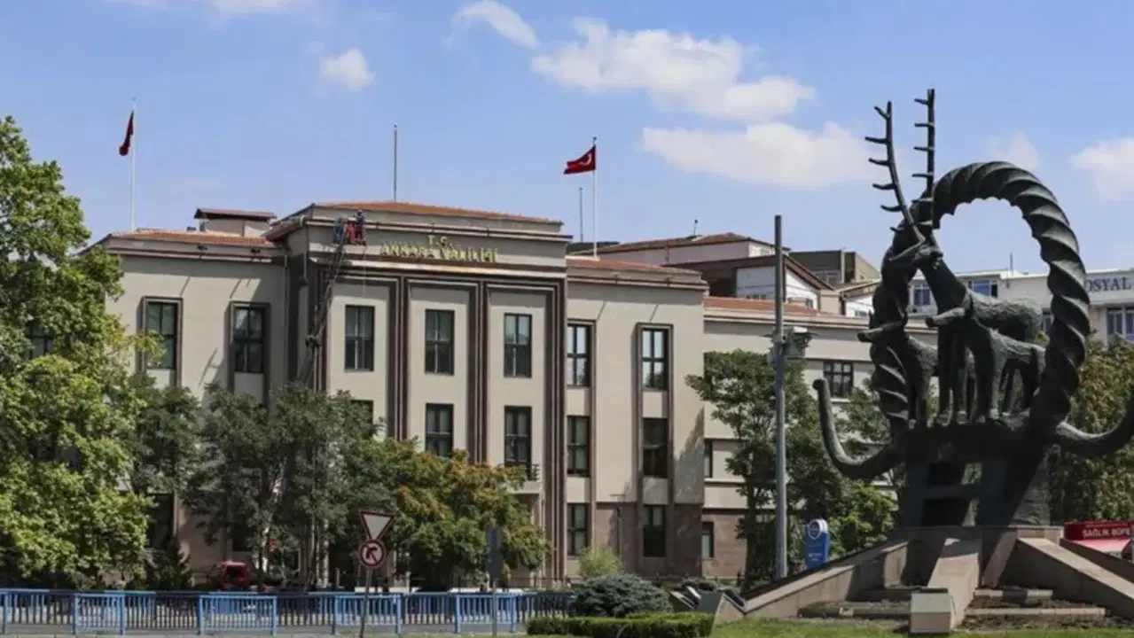 NATO Zirvesi'ne 'Türk Yıldızları' gösterili hazırlık: Ankara Valiliği'nden 'ses' uyarısı