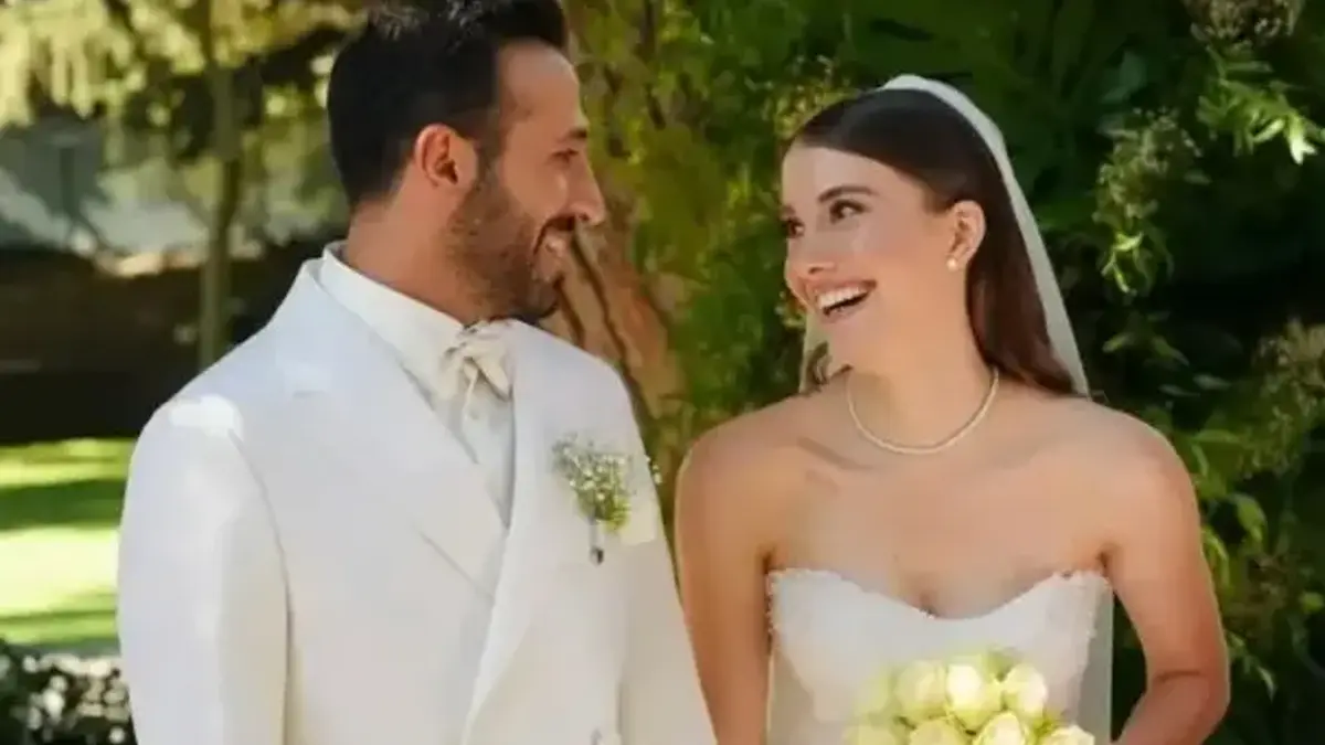 Beril Pozam’dan eşi Ersin Arıcı’ya duygusal doğum günü mesajı! “Hayat seninle çok güzel”