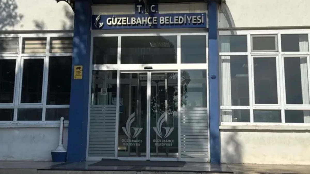CHP'li Güzelbahçe Belediyesi'nde koltuk kavgası!