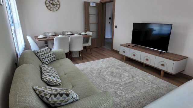 TOKİ'nin satacağı 20 bin konutun örnek dairelerini Murat Kurum paylaştı