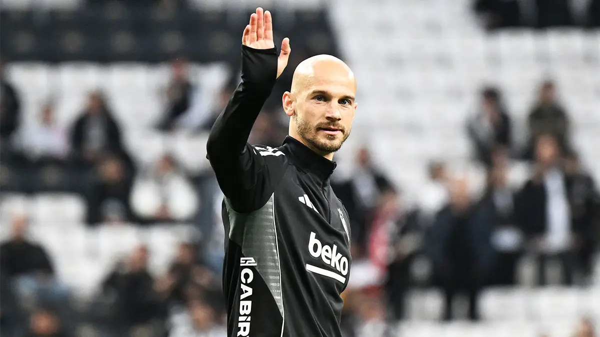 Eski takımı peşini bırakmıyor! Vaclav Cerny için sürpriz teklif