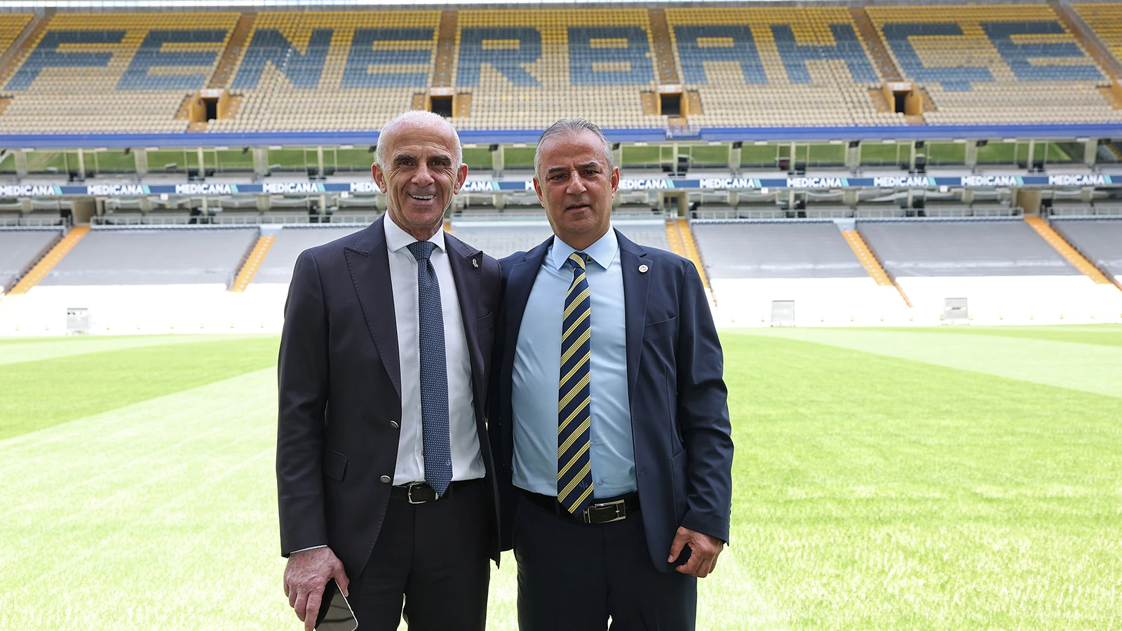 Fenerbahçe'den Oğuz Çetin ve İsmail Kartal paylaşımı