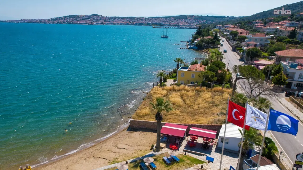 Ayvalık, Balıkesir'in en fazla Mavi Bayraklı plajına sahip ilçesi unvanını korudu